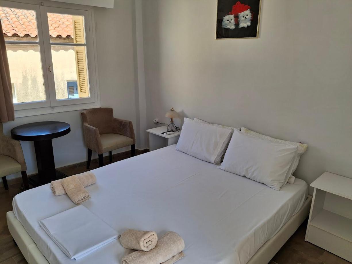 Nafpaktos Apartment And Studios In Port Zimmer foto